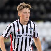 Dunfermline agree new contract for highly-rated midfielder