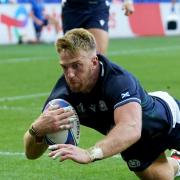 Kyle Steyn scores try for Scotland
