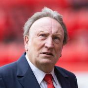 Neil Warnock has stepped down as Aberdeen interim manager