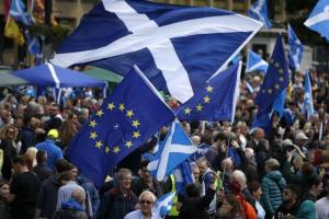 Yes poll win would put Scotland in EU fast-lane