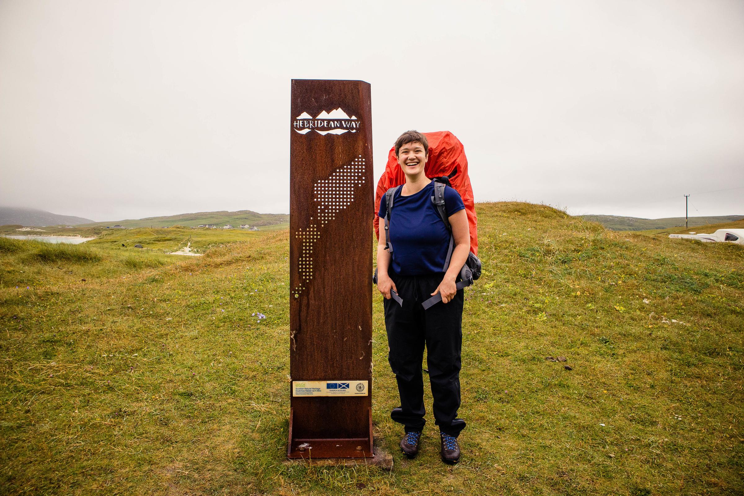 Travel blogger Kathi Kamleitner at the start of the Hebridean Way