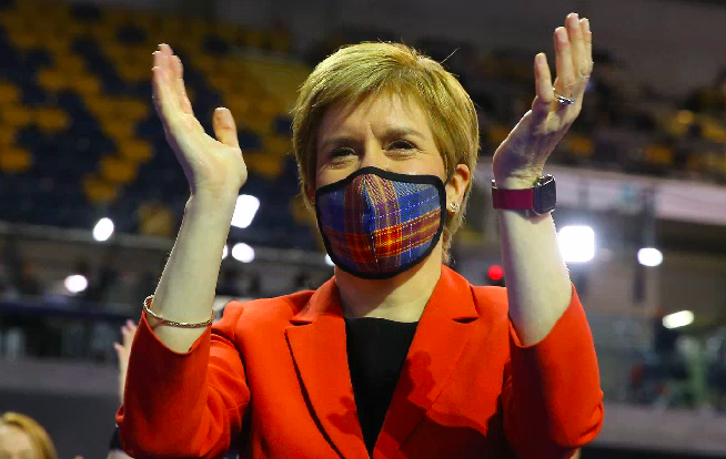 Alex Salmond not the only gambler as Nicola Sturgeon rolls referendum dice
