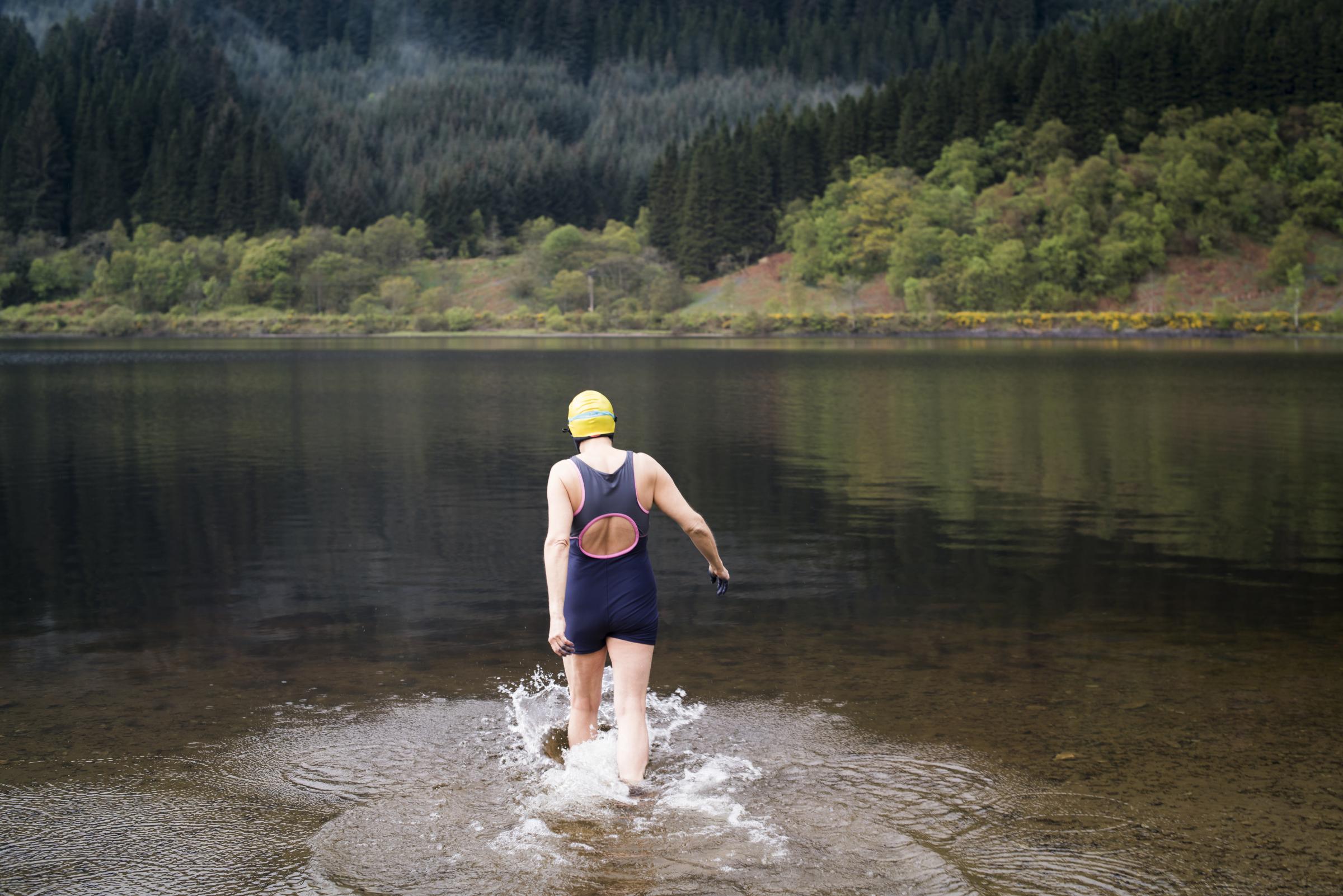 Wild Swimming in Stirlingshire at Loch Lubnaig.