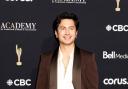 Hudson Williams confronts autograph seekers after Paris encounter