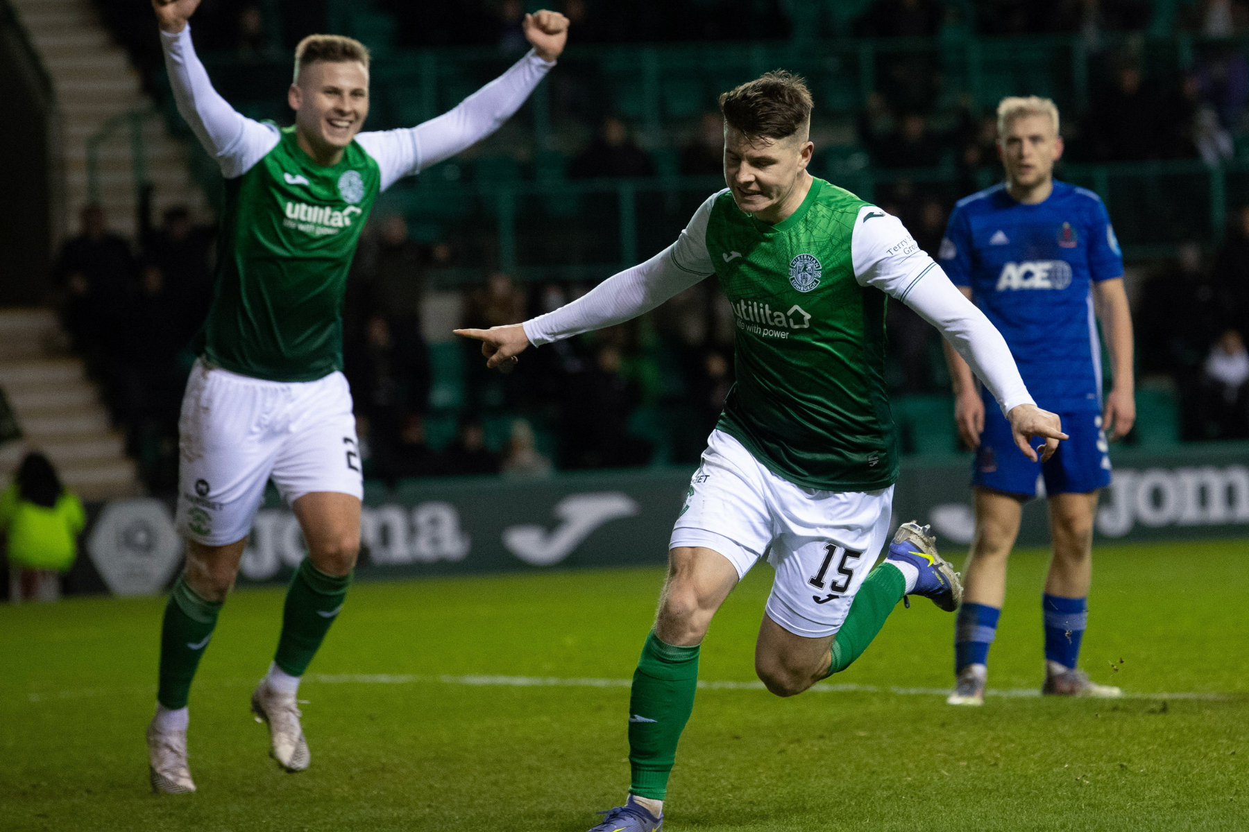 Hibs 1 Cove Rangers 0: Kevin Nisbet nets extra-time winner - Vimarsana News