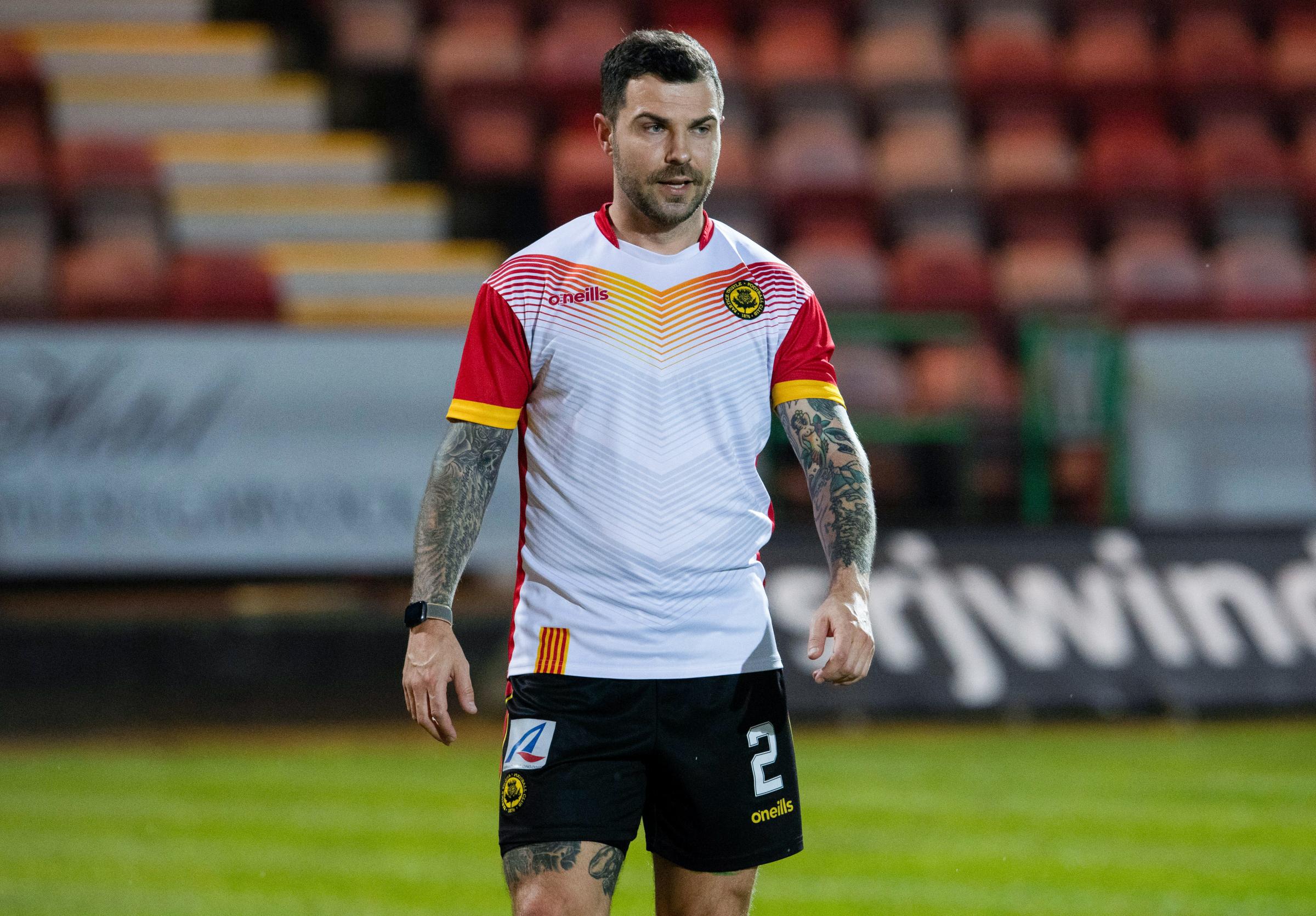 Richard Foster exits Partick Thistle after fan bust up as Ian McCall praises experienced defender