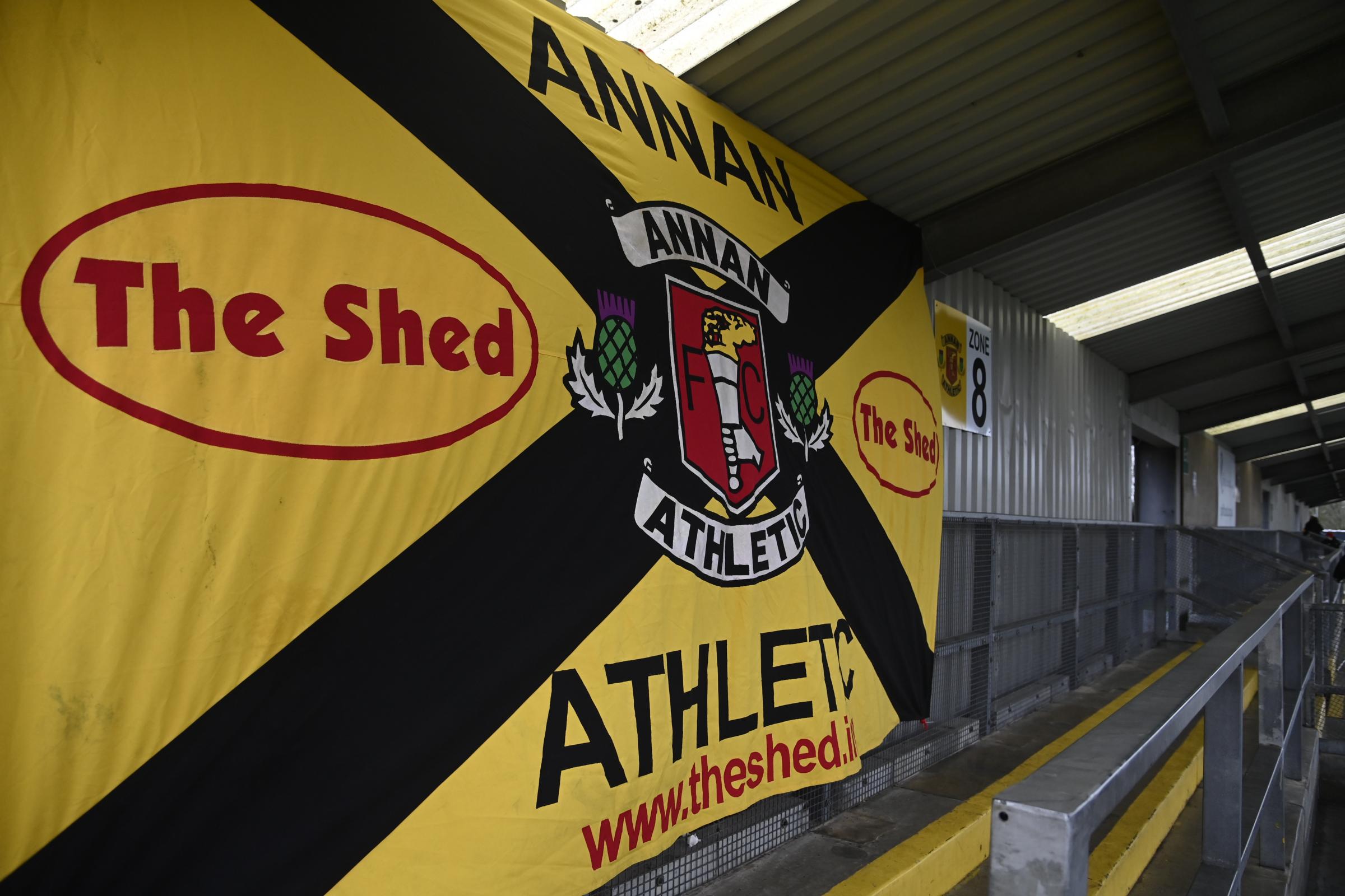 Annan Athletic sign freed Leeds United youngster Josh Galloway