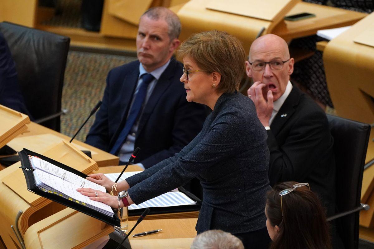 Sturgeon to rewrite flawed ministerial complaints process drawn up by Swinney