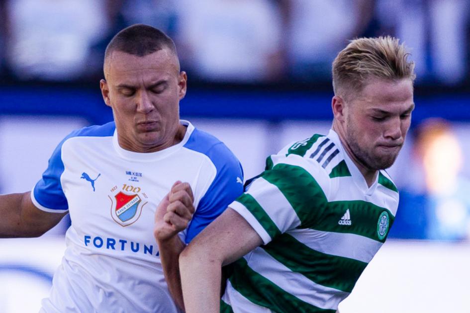Almasi byl vyloučen z přestupu Celtic kvůli žádosti českého klubu o nekontaktování