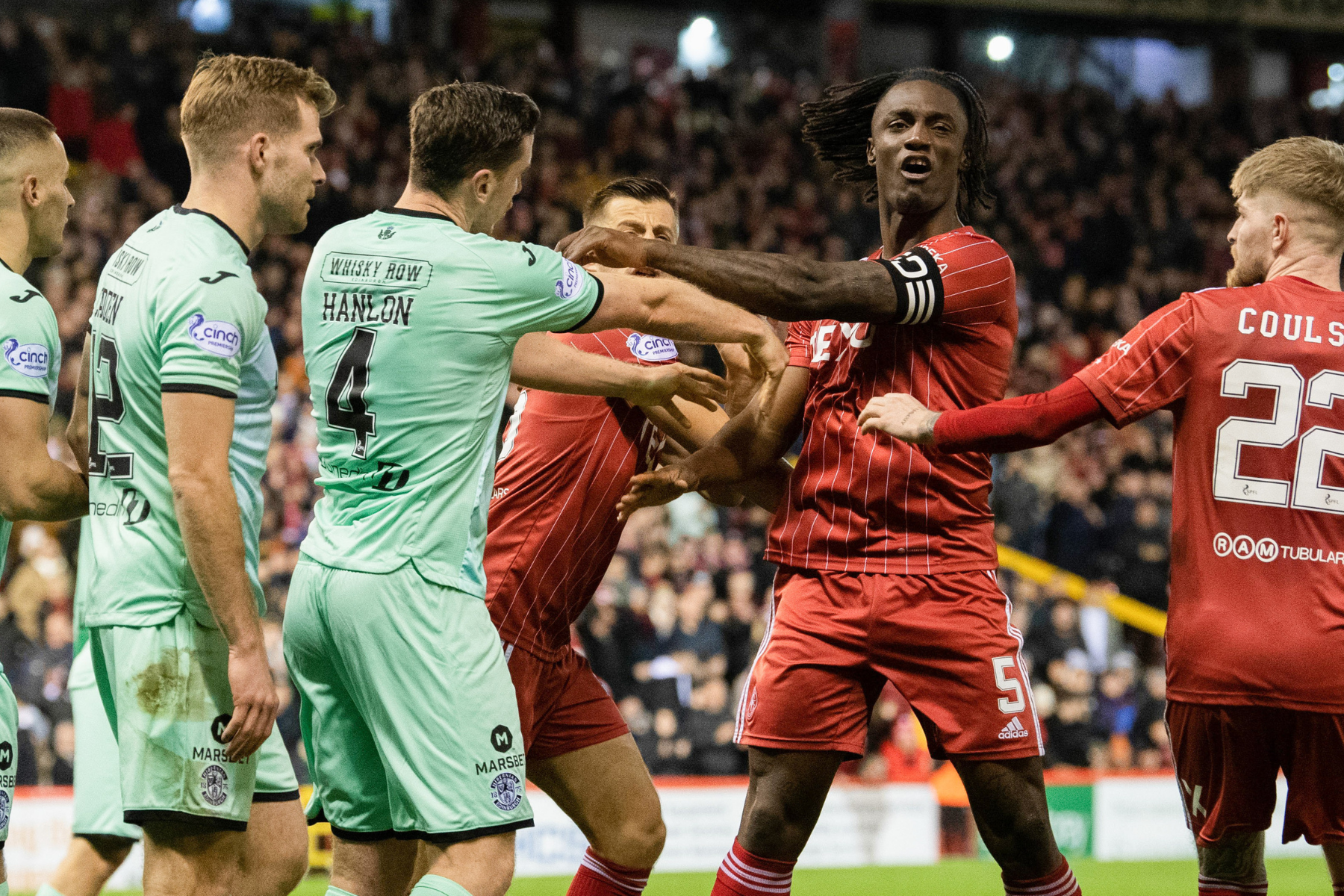 Hibs vs Aberdeen: Must-win game for Goodwin and Johnson