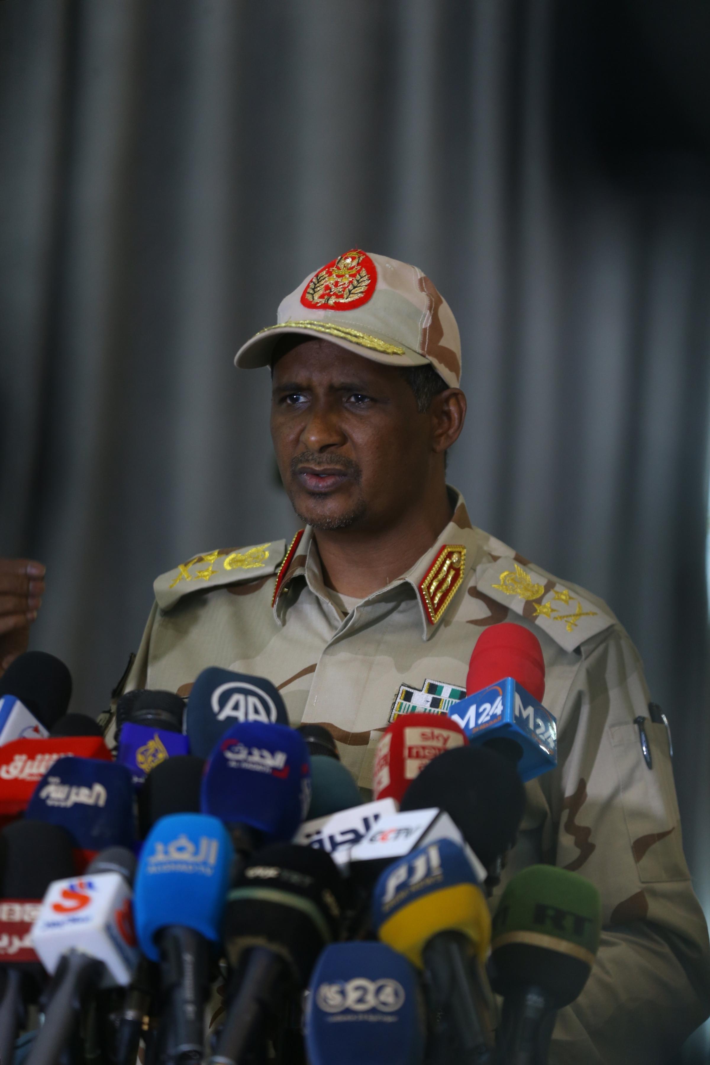 KHARTOUM, SUDAN - AUGUST 10: Mohamed Hamdan Dagalo, Sudanese Deputy Chairman of the Transitional Sovereignty Council, talks during the press conference in Khartoum, Sudan on August 10, 2022. (Photo by Mahmoud Hjaj/Anadolu Agency via Getty Images).