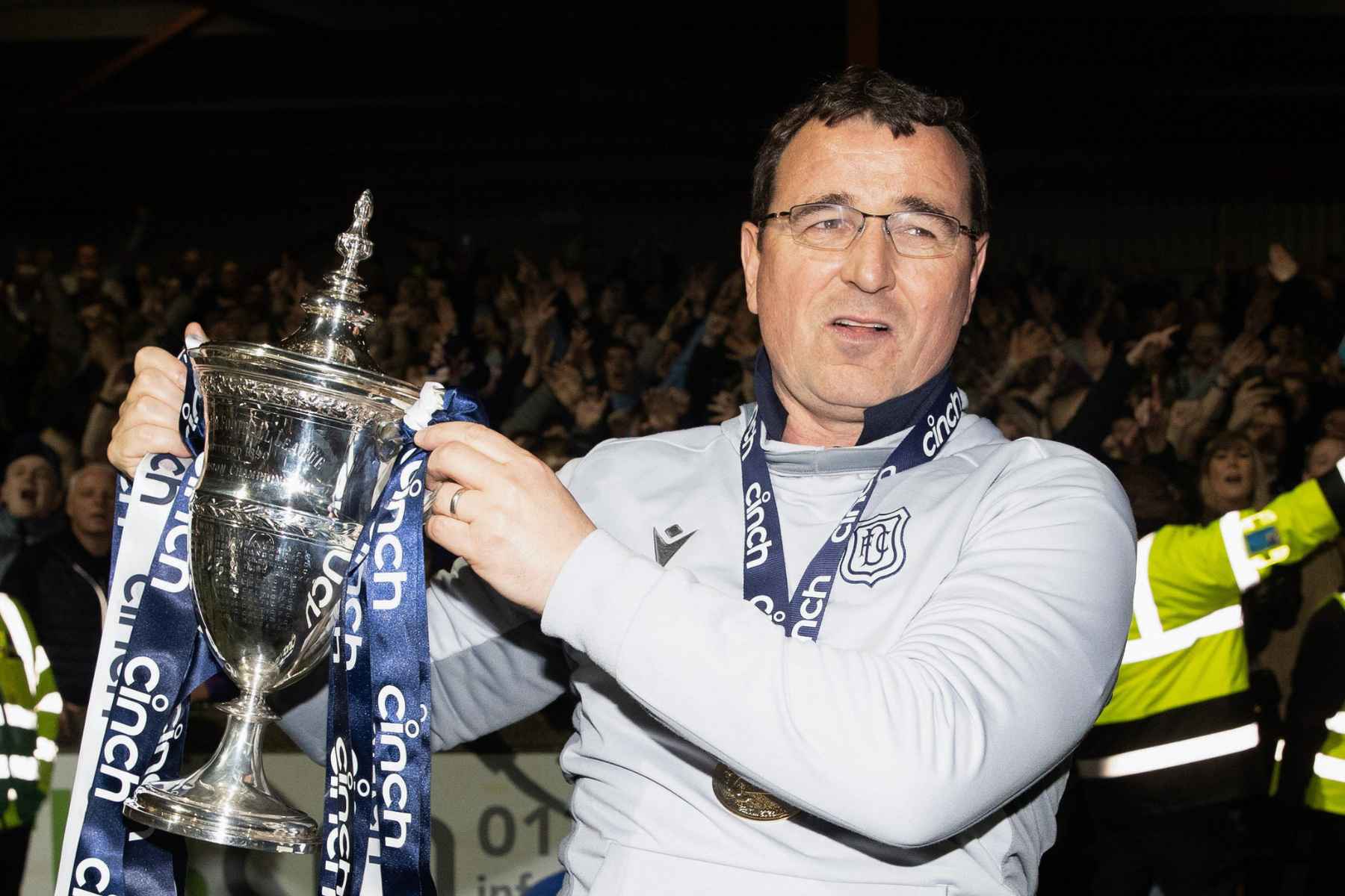 Dundee confirm departure of manager Gary Bowyer days after promotion