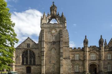 Aberdeen University faces 'significant doubt' over future