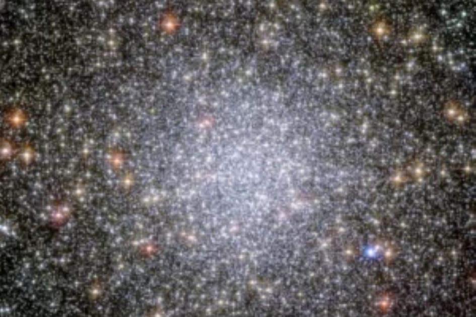 Los astrónomos producen la imagen de radio más sensible jamás obtenida de un antiguo cúmulo de estrellas