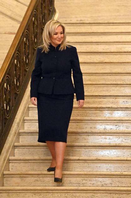 Michelle O’Neill wird zur ersten nationalistischen Ersten Ministerin von NI ernannt