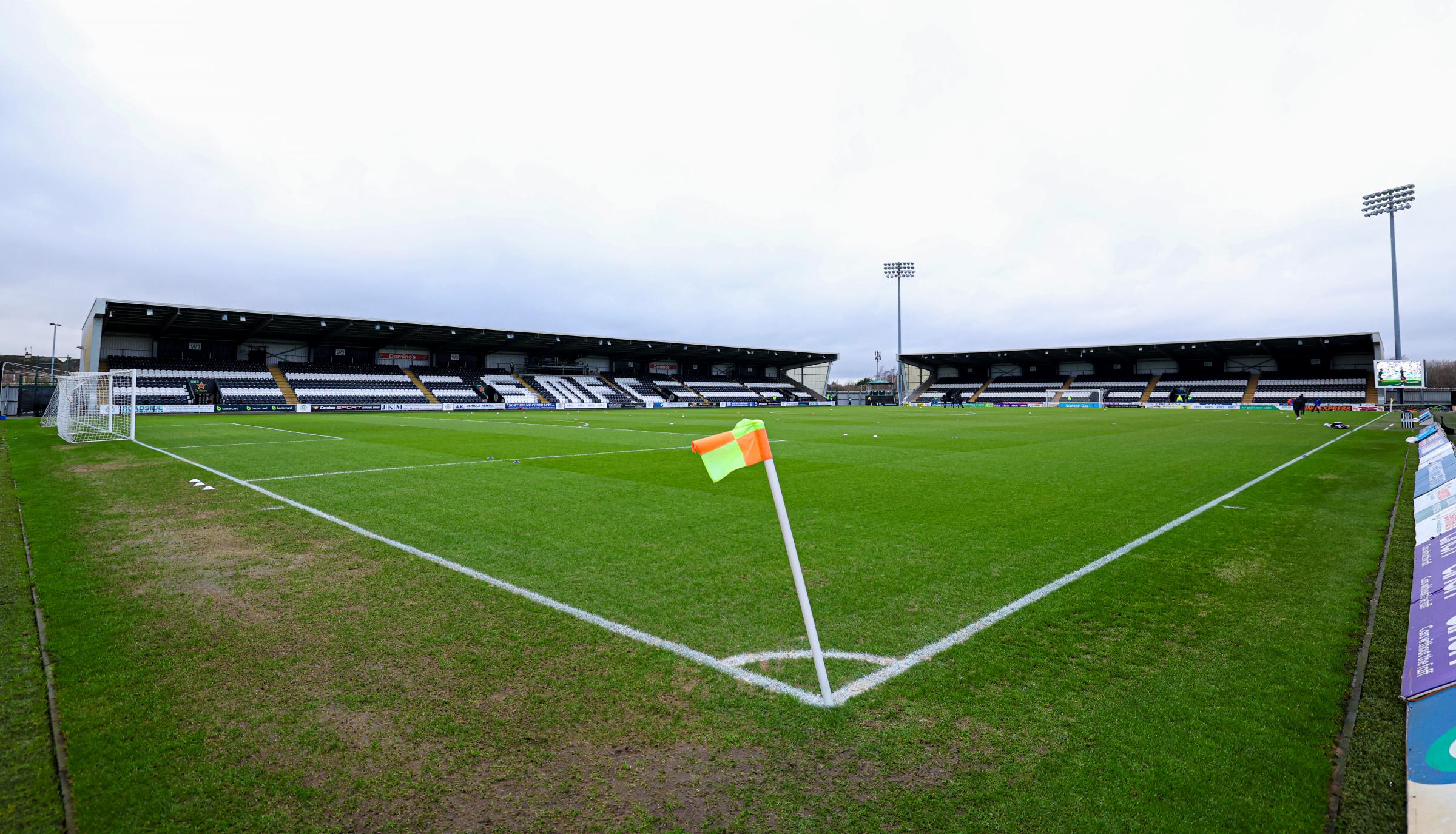 St Mirren vs Dundee kick-off delayed as team bus stuck in traffic