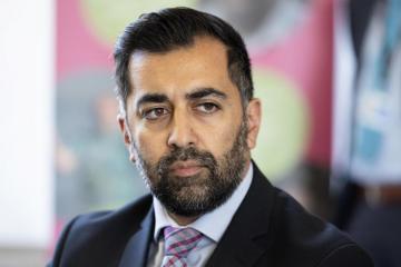 Humza Yousaf to hold emergency cabinet meeting over row with Greens