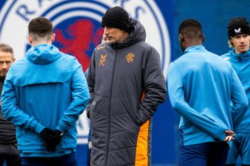 Clement puts talks with all out-of-contract Rangers players on hold