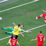 Sweden 3-2 Poland: Swedes survive late scare to book place in last 16
