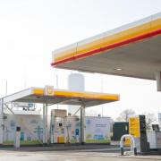 'Obscene': Shell boosts dividends to shareholders by 15% as profits double