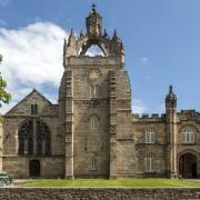 'Significant doubt' over future of Aberdeen University as debts mount