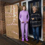 Linda (Diane Morgan and Sue (Sue Johnstone) in Ann Droid.