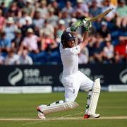 Bell put on 60 as England built an almost unassailable lead of 411