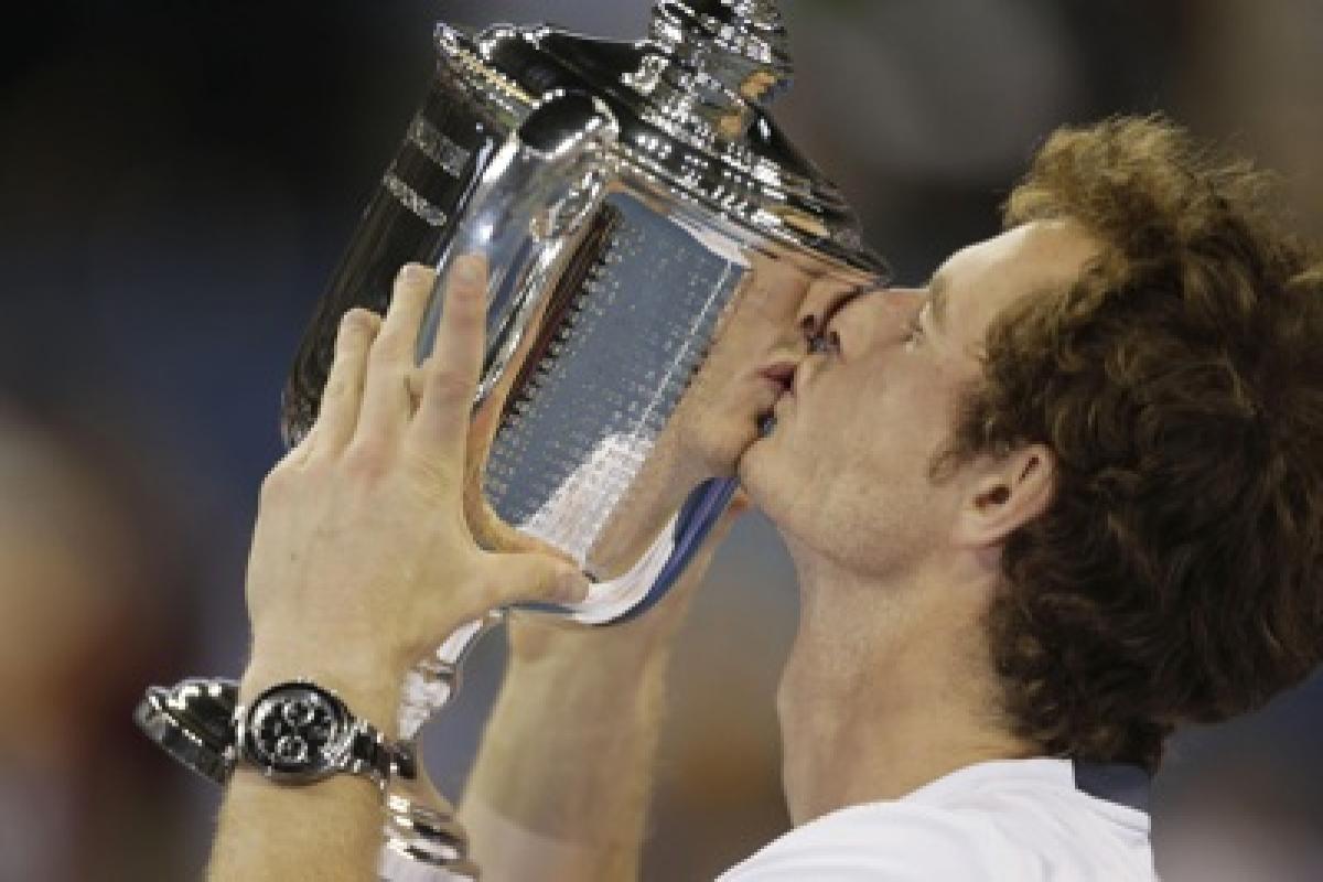 Andy Murray wins first Grand Slam title with triumph in US