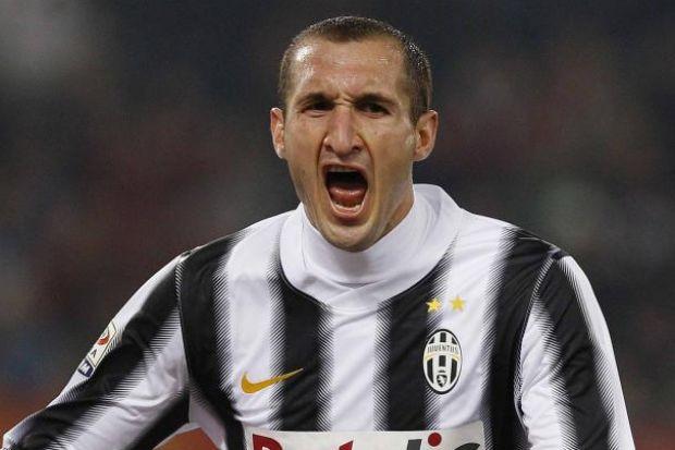 Giorgio Chiellini returned from injury to give Juventus the lead in a 1-1 draw with Napoli on Friday night