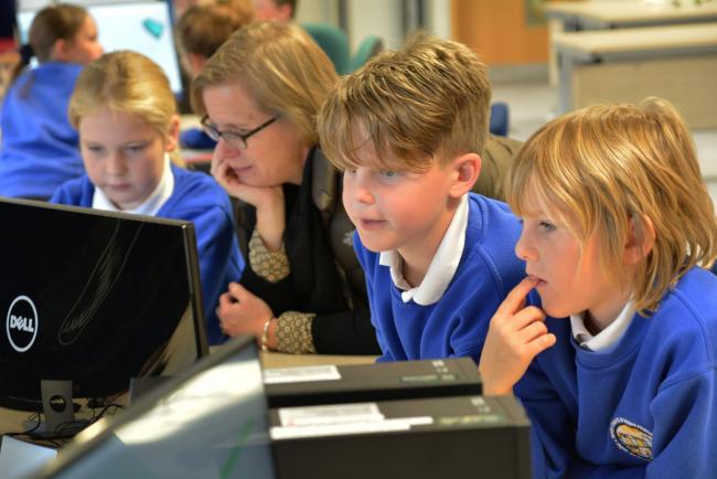 Schools say the internet is still not working well enough in many areas